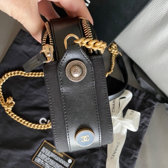 Chanel Camera Bag - Picture 7 of 17